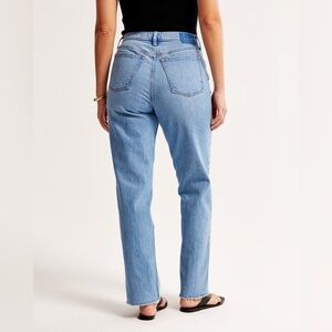 Abercrombie & Fitch The 90s Straight Mid Rise Womens Size 27